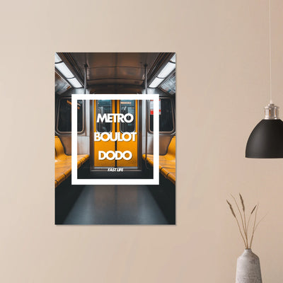 Tableau aluminium Métro Boulot Dodo - Affiche encadrée wagon jaune - Design urbain fast life - THREEWORDS³